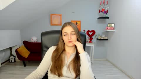 Snapshot of annewilsonn chatting on 10, 2, 2026 annewilsonn online show from 10, 2, 2026