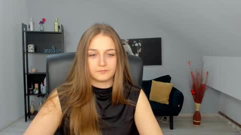 Snapshot of annewilsonn chatting on 12, 3, 2026 annewilsonn online show from 12, 3, 2026