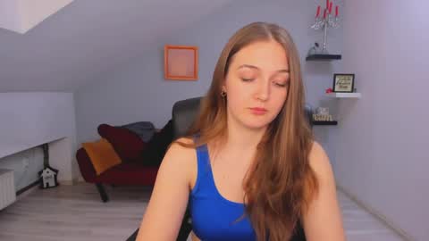 annewilsonn online show from 24, 4, 2026