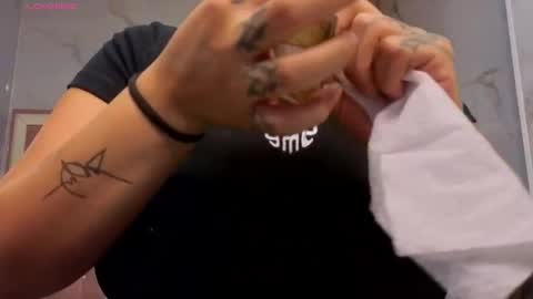 Anni acker b online show from 25, 4, 2026