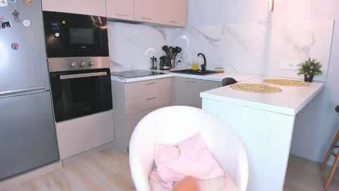 Annie online show from 11, 10, 2025