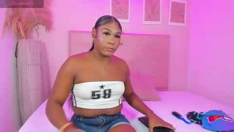 Snapshot of annie_dolce_ chatting on 20, 6, 2026 annie_dolce_ online show from 20, 6, 2026