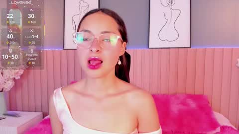   online show from 18, 9, 2025