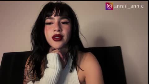 JEANNE no olvides seguirme dont forget follow me  uu online show from 17, 12, 2025