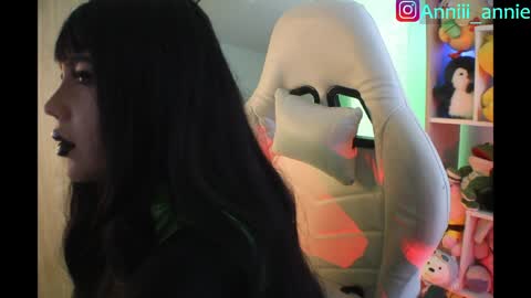 JEANNE no olvides seguirme dont forget follow me  uu online show from 23, 4, 2026