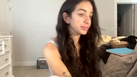 Snapshot of annie_xxx111 chatting on 6, 11, 2025 annie_xxx111 online show from 6, 11, 2025