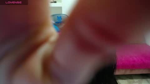 Anniee online show from 4, 1, 2025