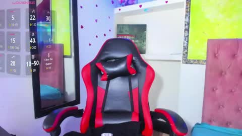 Anniee online show from 27, 5, 2026