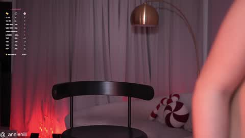 anniehillofficial_ online show from 6, 1, 2025