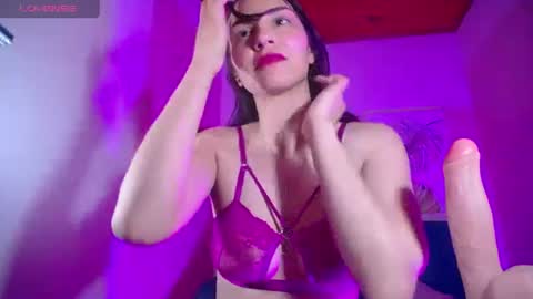 Snapshot of anniehsoul chatting on 12, 3, 2025 Annie online show from 12, 3, 2025