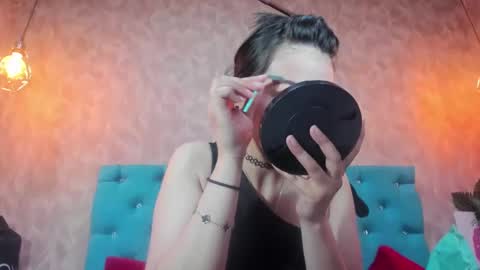 Snapshot of anniehsoul chatting on 23, 10, 2025 Annie online show from 23, 10, 2025