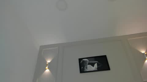 Snapshot of anniemartinezz chatting on 25, 1, 2025 Annie online show from 25, 1, 2025