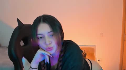 Snapshot of anniemora_ chatting on 27, 11, 2025 Annie online show from 27, 11, 2025