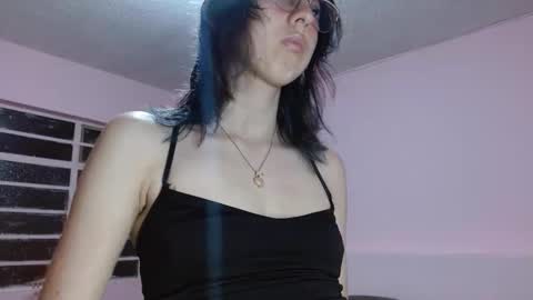 Annie Sparkle online show from 29, 10, 2025