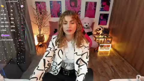 Annie FROM 8AM TO 4PM CDT online show from 6, 6, 2026