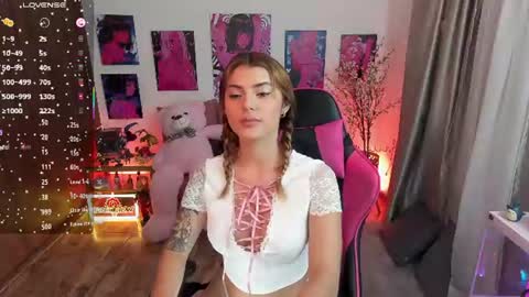 Annie FROM 8AM TO 4PM CDT online show from 12, 6, 2026