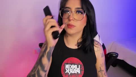 Snapshot of annikamerliahh_ chatting on 19, 9, 2025 Annika online show from 19, 9, 2025