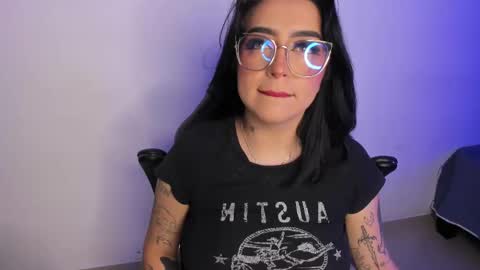 Snapshot of annikamerliahh_ chatting on 21, 9, 2025 Annika online show from 21, 9, 2025