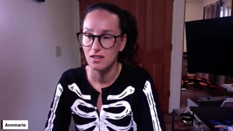 Snapshot of annmarieferrara chatting on 3, 10, 2025 Ann online show from 3, 10, 2025