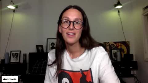 Snapshot of annmarieferrara chatting on 8, 10, 2025 Ann online show from 8, 10, 2025