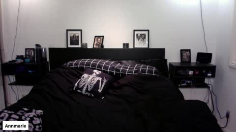 Snapshot of annmarieferrara chatting on 31, 10, 2025 Ann online show from 31, 10, 2025