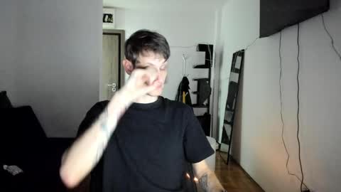    online show from 25, 4, 2026