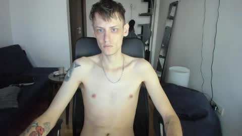    online show from 30, 4, 2026