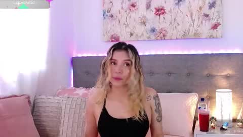 Antonella Lee online show from 6, 3, 2026