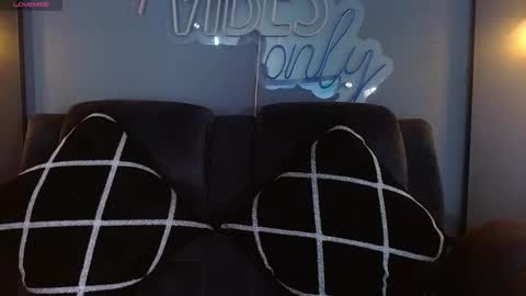 Snapshot of anny_loves chatting on 26, 9, 2025 anny_loves online show from 26, 9, 2025