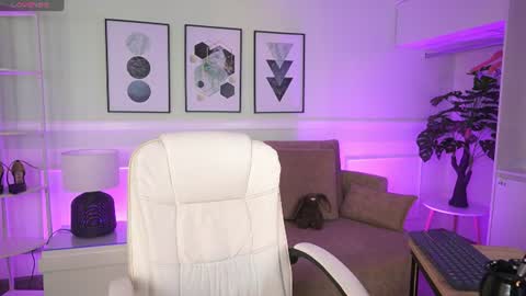 Ana online show from 10, 6, 2026