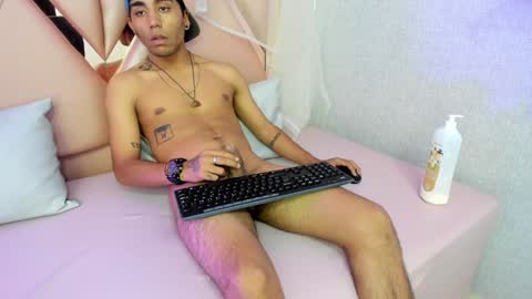 annyeli_bigtits online show from 25, 1, 2025