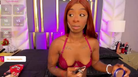 Snapshot of annyosoriio chatting on 10, 10, 2025 Anny online show from 10, 10, 2025