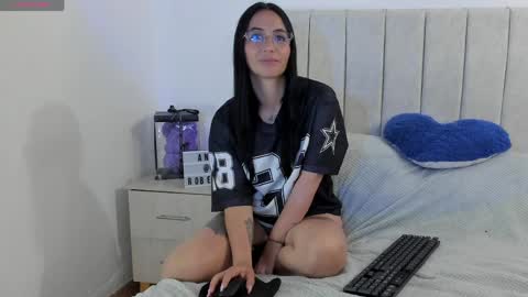 Anny online show from 28, 4, 2026