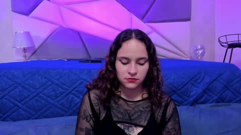 AnnyT online show from 22, 1, 2025