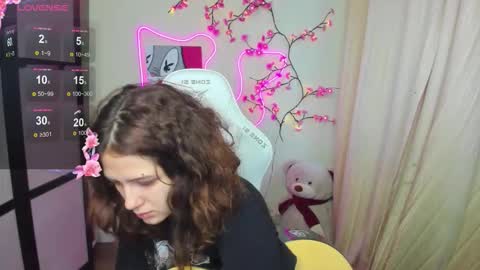 Snapshot of anora_millerr chatting on 26, 11, 2025 Anora online show from 26, 11, 2025