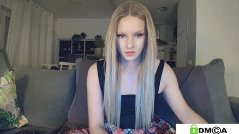 Snapshot of anorsel chatting on 19, 6, 2026 Sexy Ladybug online show from 19, 6, 2026