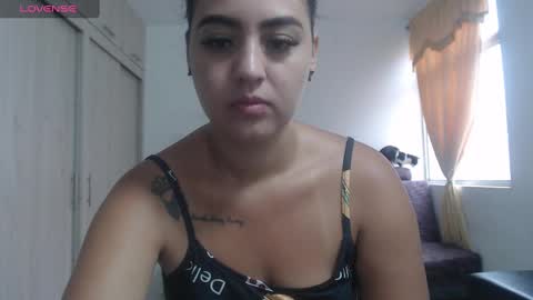 Anthonela Queen online show from 10, 11, 2025