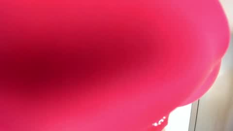 Anthonelaa   online show from 16, 9, 2025