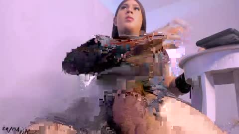 anthonellabrowm_ online show from 28, 4, 2026