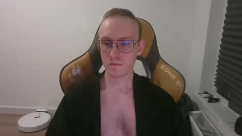 Snapshot of anthonythorn chatting on 6, 3, 2026 anthonythorn online show from 6, 3, 2026