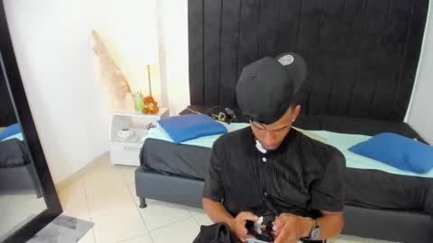       online show from 18, 2, 2025