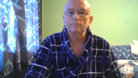 Snapshot of antmatt2025 chatting on 8, 10, 2025 antmatt2025 online show from 8, 10, 2025