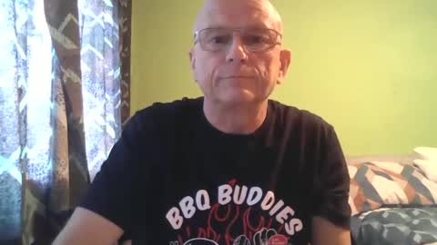 Snapshot of antmatt2025 chatting on 16, 10, 2025 antmatt2025 online show from 16, 10, 2025