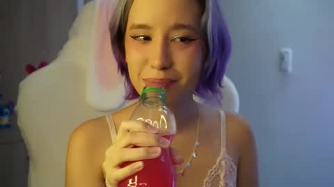 Snapshot of anto_sweet18 chatting on 12, 9, 2025 My birthday is on december 2nd surprise me with a gift from my amazonlist online show from 12, 9, 2025