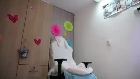 Snapshot of anto_sweet18 chatting on 16, 9, 2025 My birthday is on december 2nd surprise me with a gift from my amazonlist online show from 16, 9, 2025