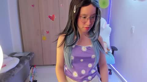 Snapshot of anto_sweet18 chatting on 26, 9, 2025 My birthday is on december 2nd surprise me with a gift from my amazonlist online show from 26, 9, 2025