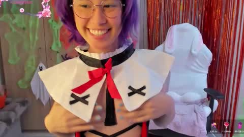 Snapshot of anto_sweet18 chatting on 11, 10, 2025 My birthday is on december 2nd surprise me with a gift from my amazonlist online show from 11, 10, 2025