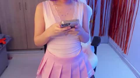 Snapshot of anto_sweet18 chatting on 14, 12, 2025 My birthday is on december 2nd surprise me with a gift from my amazonlist online show from 14, 12, 2025