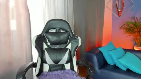 Antonella online show from 24, 4, 2026