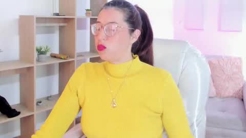 Snapshot of antoneella__ chatting on 4, 10, 2025 Antonella online show from 4, 10, 2025